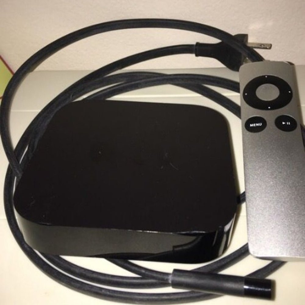 Apple TV Series 2 Media Streaming Device